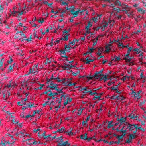 Veckgarn i rosa/cerise/turkosa toner.